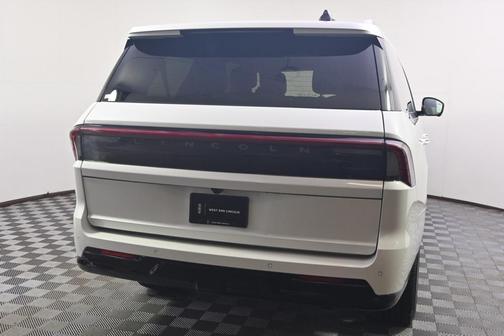 2025 Lincoln Navigator Black Label