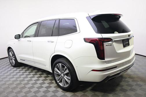 2023 Cadillac XT6 Premium Luxury AWD