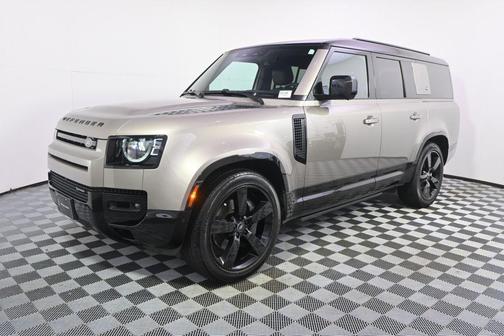 Lantau Bronze Metallic 2023 Land Rover Defender 130 X-Dynamic SE