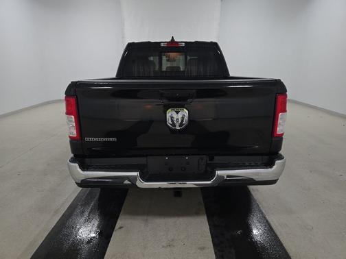 2022 RAM 1500 Big Horn 4x2 Crew Cab 5'7" Box