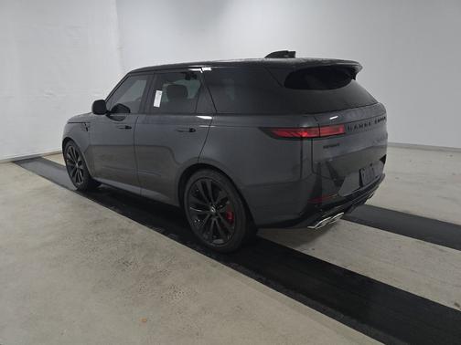 2025 Land Rover Range Rover Sport P530 Autobiography