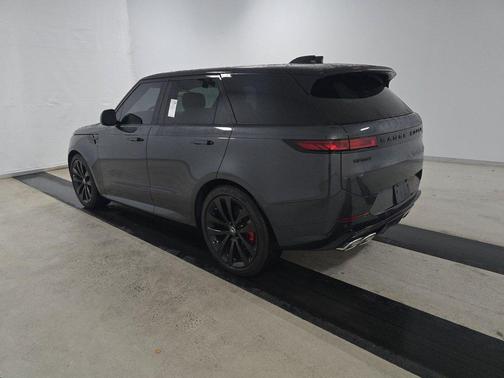 2025 Land Rover Range Rover Sport P530 Autobiography