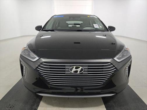 2017 Hyundai IONIQ Hybrid Limited