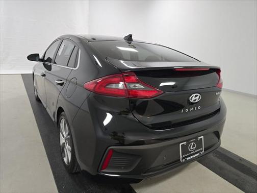2017 Hyundai IONIQ Hybrid Limited
