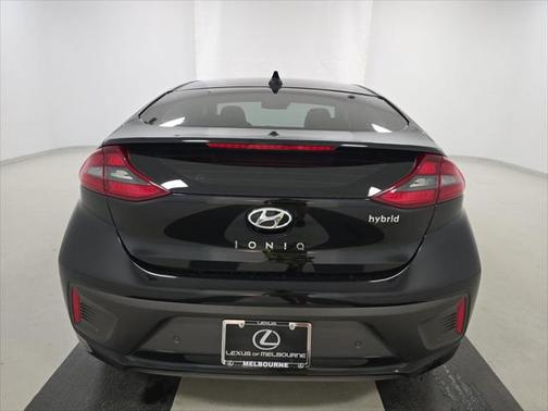 2017 Hyundai IONIQ Hybrid Limited