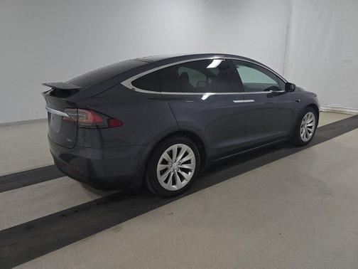 2018 Tesla Model X 75D 4 DOOR SUV ELECTRIC