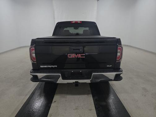 2018 GMC Sierra 1500 4WD Crew Cab 143.5" SLT