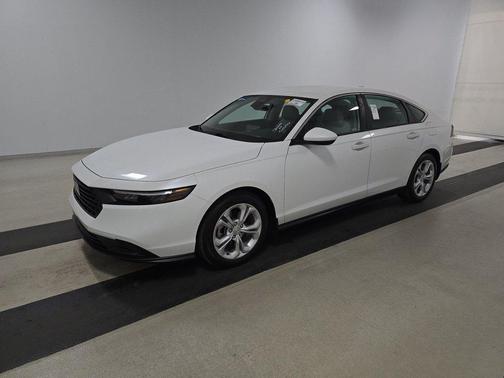 2025 Honda Accord LX 1.5T