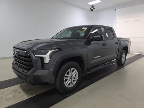 Magnetic Gray Metallic 2024 Toyota Tundra SR5 CrewMax 5.5' Bed (Natl)