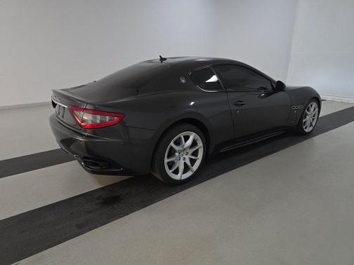 2013 Maserati GranTurismo MC