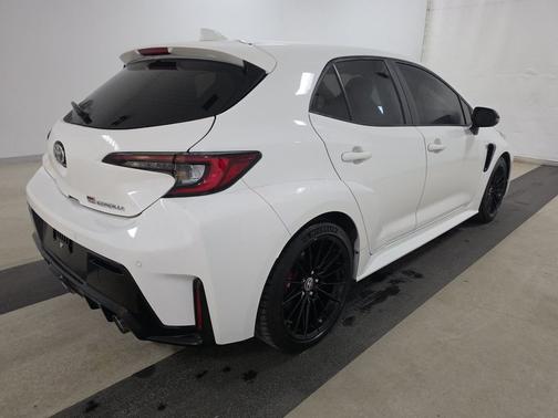 Ice Cap 2025 Toyota GR Corolla Premium Auto (Natl)