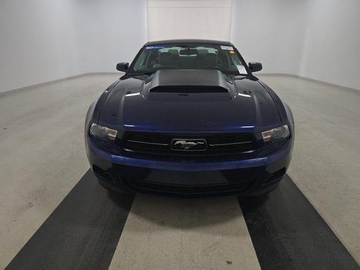 2011 Ford Mustang V6