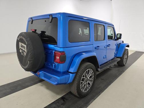 2023 Jeep Wrangler 4xe Sahara High Altitude 4x4