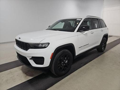 2024 Jeep Grand Cherokee Altitude
