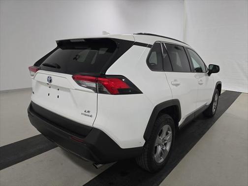 2023 Toyota RAV4 Hybrid LE