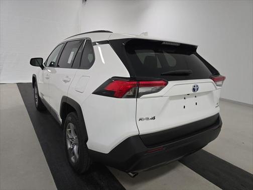 2023 Toyota RAV4 Hybrid LE