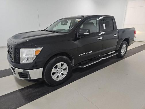 2019 Nissan Titan SV