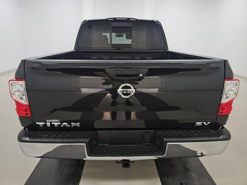 2019 Nissan Titan SV