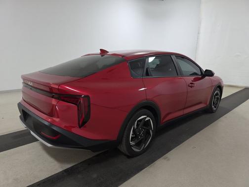 2025 Kia K4 EX FWD