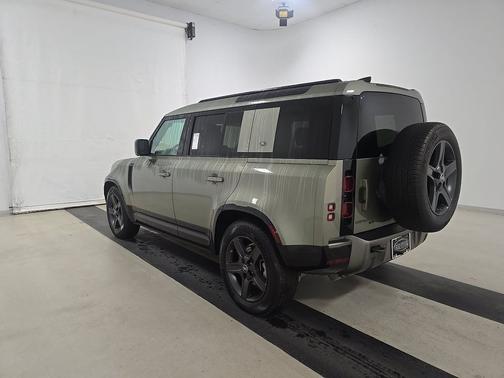Pangea Green Metallic 2021 Land Rover Defender 110 X-Dynamic HSE AWD