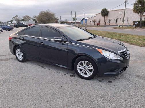 2014 Hyundai SONATA GLS