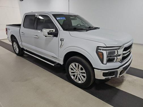 Space White Metallic 2025 Ford F-150 LARIAT 4WD SuperCrew 5.5' Box