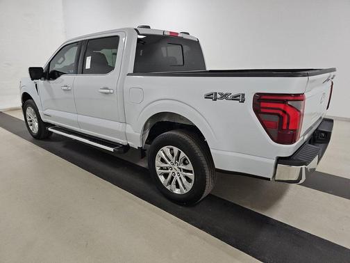 Space White Metallic 2025 Ford F-150 LARIAT 4WD SuperCrew 5.5' Box