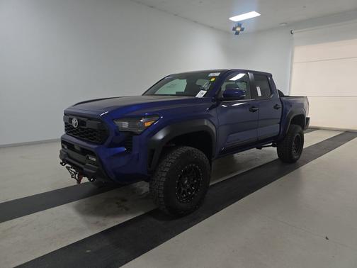 2024 Toyota Tacoma TRD Off Road Double Cab 5' Bed AT (Natl)