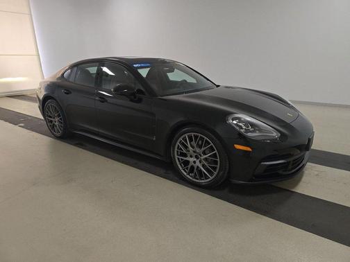 2020 Porsche Panamera 4S