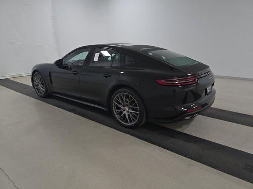 2020 Porsche Panamera 4S