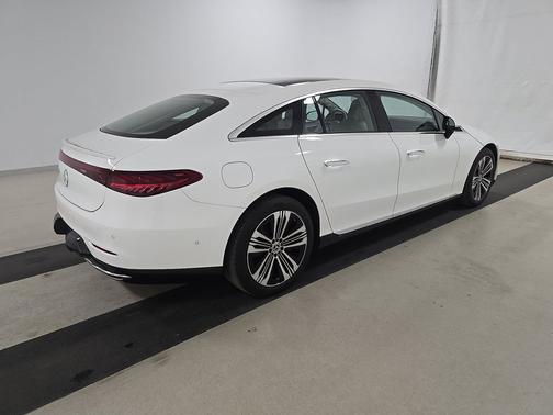 MANUFAKTUR Diamond White 2023 Mercedes-Benz EQS 450+ EQS 450+ Sedan