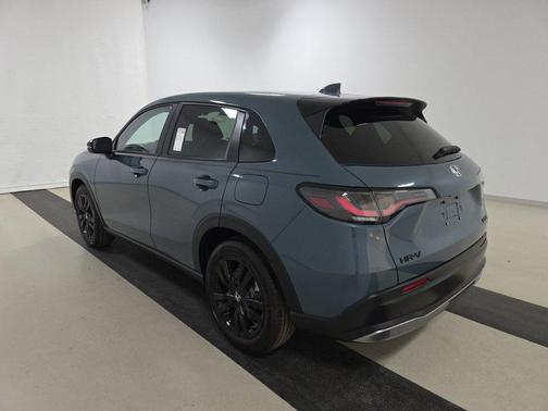 Nordic Forest Pearl 2026 Honda HR-V Sport 2WD CVT
