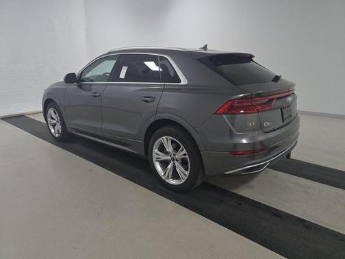 2022 Audi Q8 55 Prestige