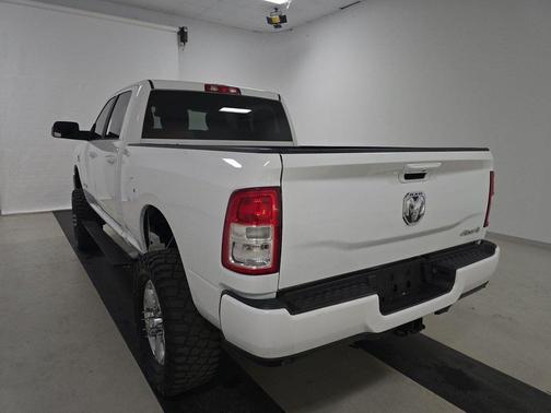 2021 RAM 2500 Big Horn Crew Cab 4x4 6'4' Box