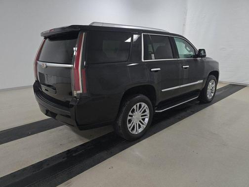 2018 Cadillac Escalade Base