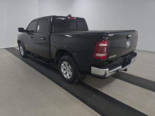 Black Forest Green Pearlcoat 2019 RAM 1500 Laramie 4x4 Crew Cab 5'7" Box
