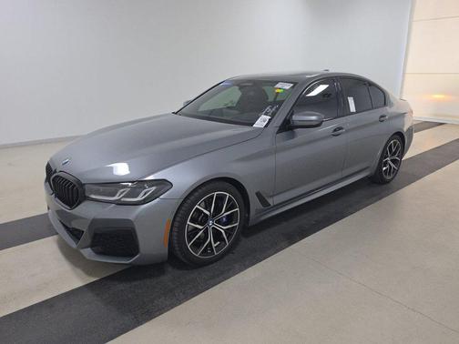Skyscraper Gray Metallic 2023 BMW 530 530i xDrive Sedan