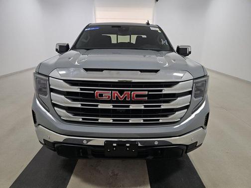 Thunderstorm Gray 2025 GMC Sierra 1500 4WD Crew Cab 147" SLE