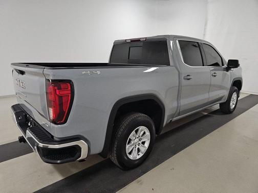 Thunderstorm Gray 2025 GMC Sierra 1500 4WD Crew Cab 147" SLE
