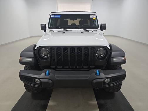 Bright White Clearcoat 2023 Jeep Wrangler 4xe 4x4