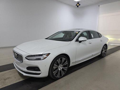 Crystal White Metallic 2023 Volvo S90 B6 AWD Plus