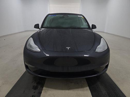 2024 Tesla Model Y Long Range Dual Motor All-Wheel Drive