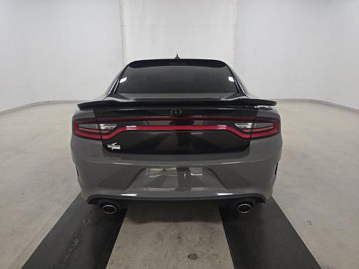 Granite Pearlcoat 2017 Dodge Charger R/T RWD