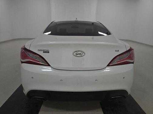 2013 Hyundai Genesis Coupe 3.8 Grand Touring