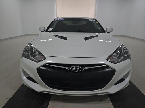 2013 Hyundai Genesis Coupe 3.8 Grand Touring