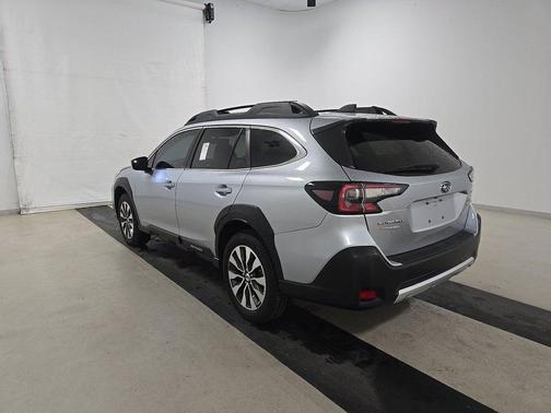 Ice Silver Metallic 2025 Subaru Outback Limited AWD