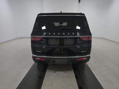 2022 Jeep Wagoneer Series I 4x4