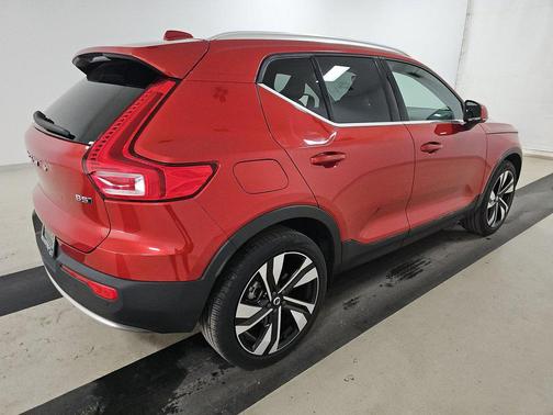 Fusion Red Metallic 2023 Volvo XC40 B5 AWD Plus Bright Theme