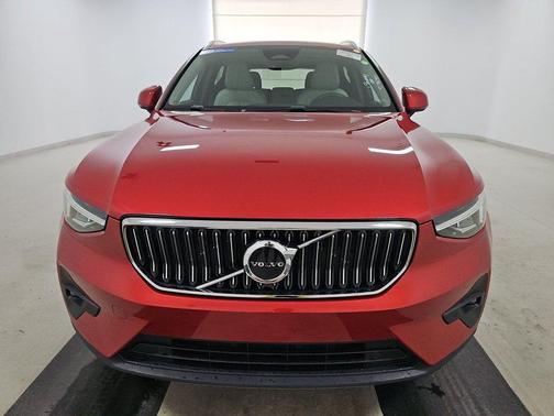 Fusion Red Metallic 2023 Volvo XC40 B5 AWD Plus Bright Theme