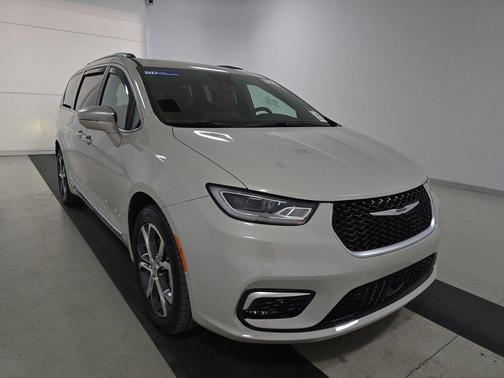 2021 Chrysler Pacifica L